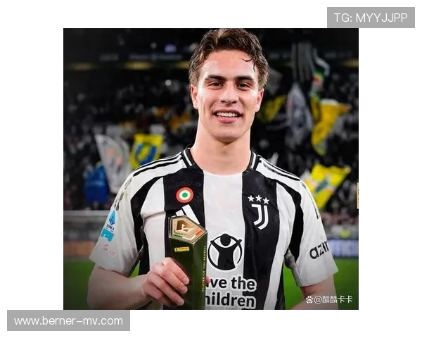 罗体主编:伊尔迪兹从缺乏存在感到真正成为球队核心的蜕变 罗体主编:伊尔迪兹从缺乏存在感到真正成为球队核心的蜕变