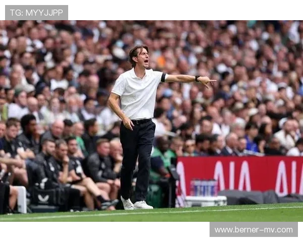 弗兰克认为凯恩回归热刺不太可能 并分析了球迷的期望与现实差距 弗兰克认为凯恩回归热刺不太可能 并分析了球迷的期望与现实差距