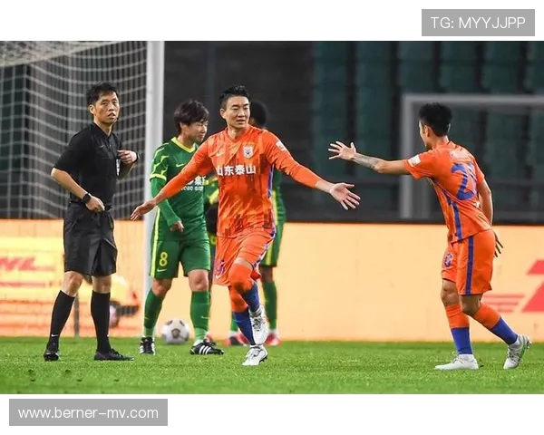 鲁媒称泰山队阵容逐步完整客战浙江队誓要全力争取胜利 鲁媒称泰山队阵容逐步完整客战浙江队誓要全力争取胜利